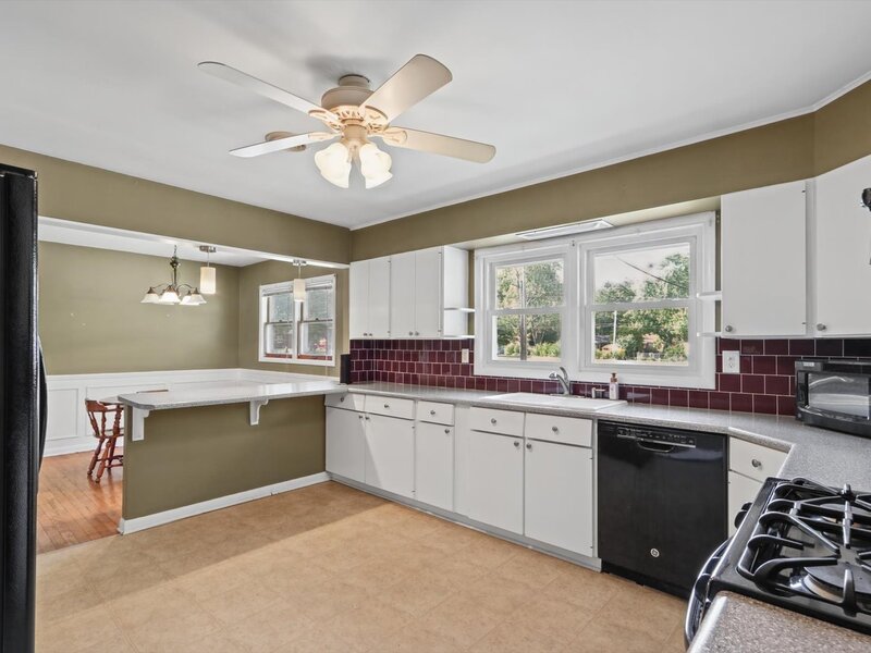 810 Longview Road Monticello IL 61856