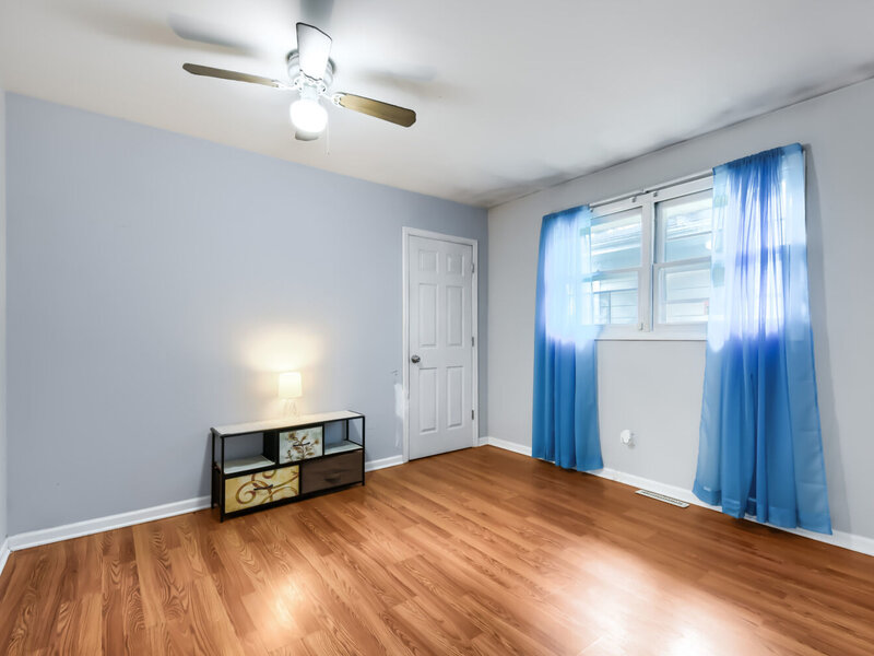 14 N Rebecca Street Glenwood IL 60425