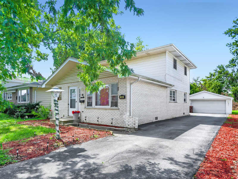 14 N Rebecca Street Glenwood IL 60425