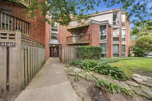 Photo of 2140 N Lincoln Avenue Chicago IL 60614 Unit 5202