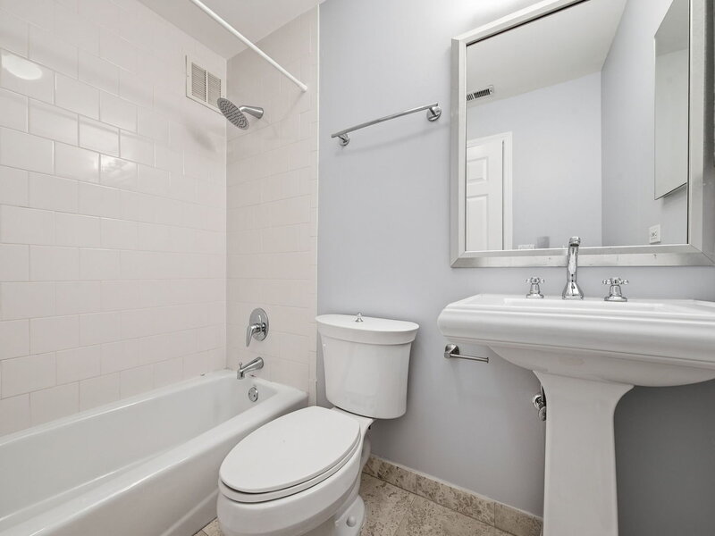 2140 N Lincoln Avenue Chicago IL 60614