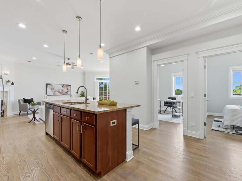4705 S Champlain Avenue Chicago IL 60615