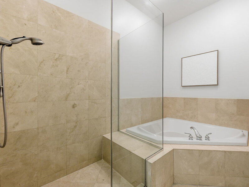 4705 S Champlain Avenue Chicago IL 60615