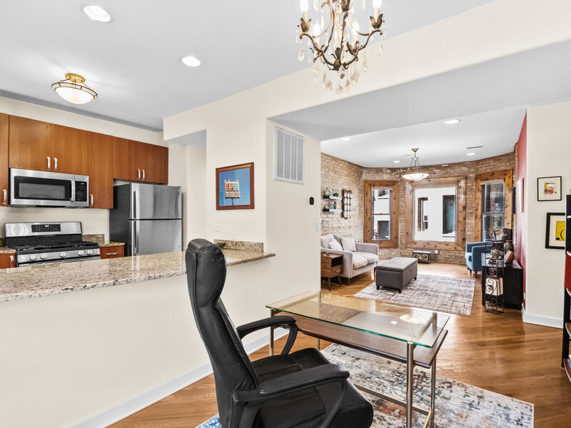 1654 W Farwell Avenue Chicago IL 60626