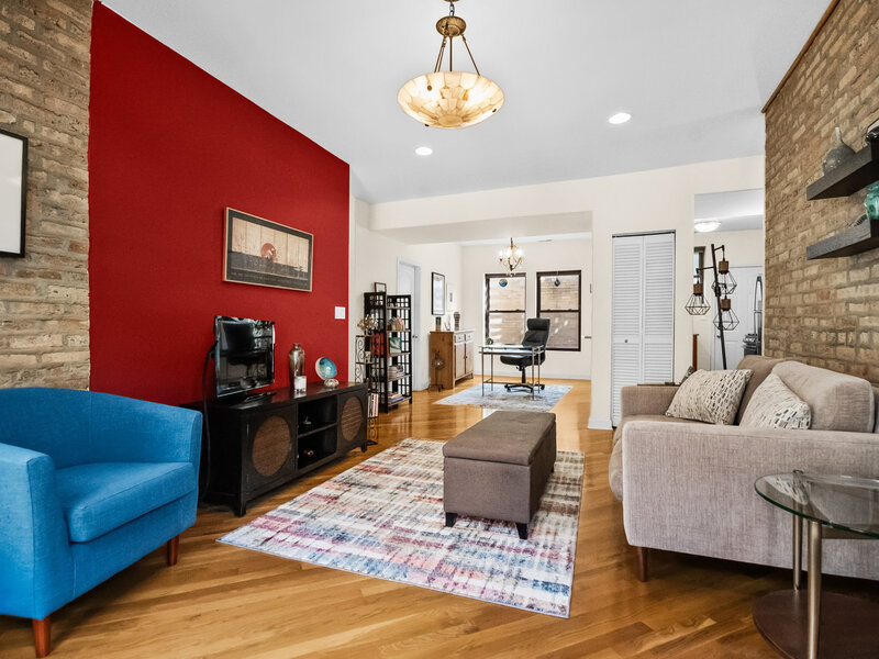 1654 W Farwell Avenue Chicago IL 60626