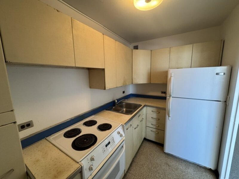5757 N Sheridan Road Chicago IL 60660