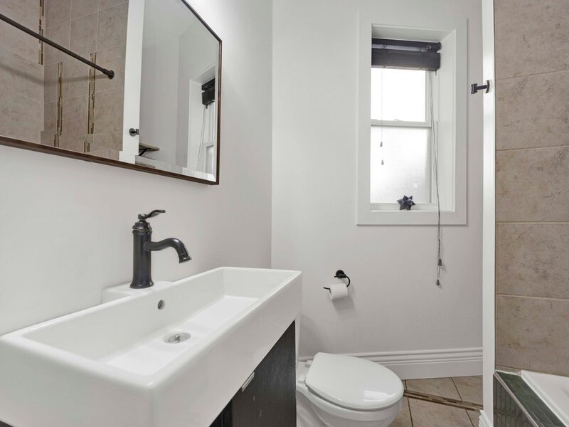 4627 S Saint Lawrence Avenue Chicago IL 60653