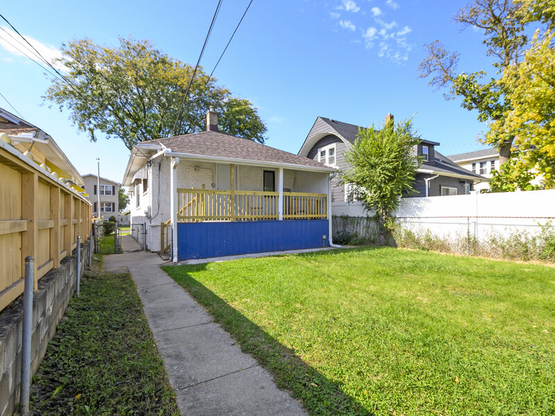 435 22nd Avenue Bellwood IL 60104