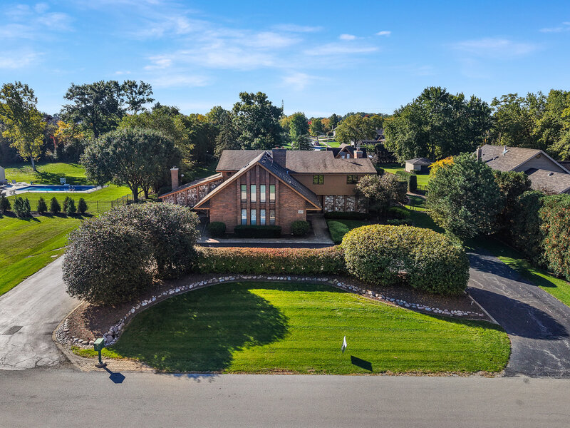 9823 Wild Cherry Lane Palos Park IL 60464