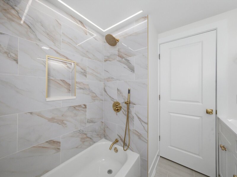 9356 S Oglesby Avenue Chicago IL 60617