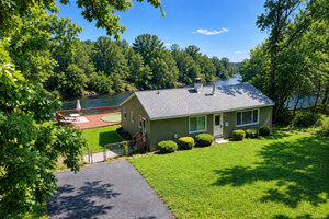 Photo of 170 Hilldale Lane Port Barrington IL 60010