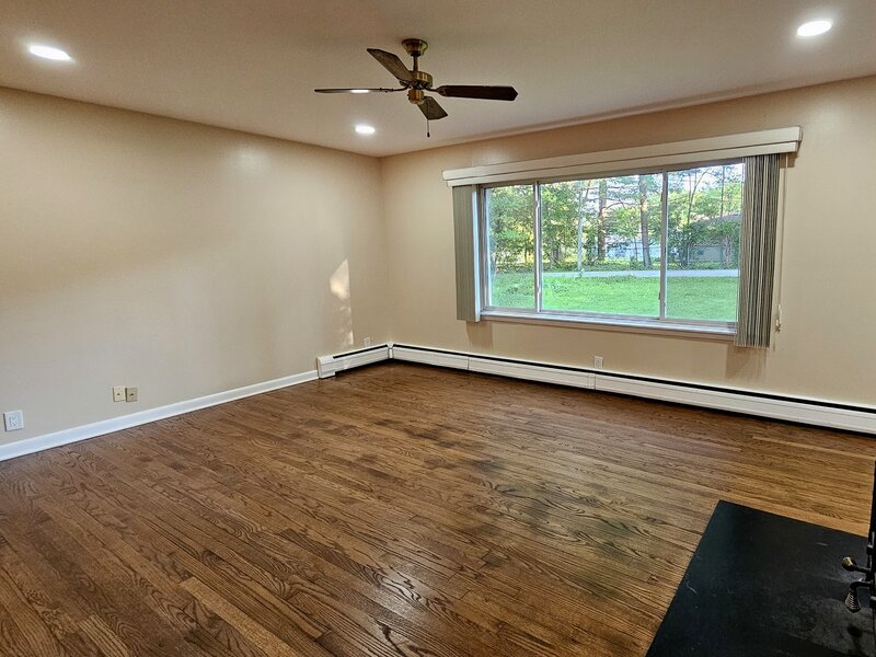 170 Hilldale Lane Port Barrington IL 60010