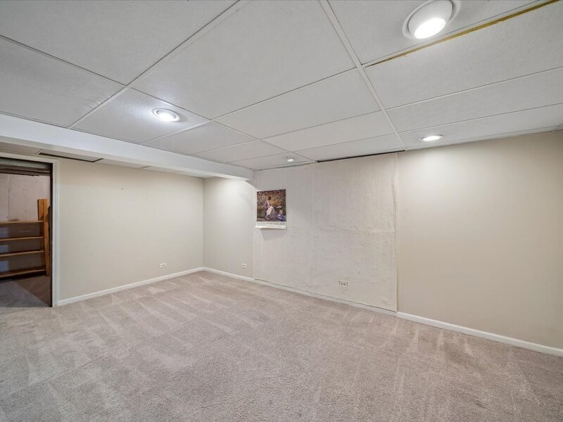 821 Timber Trail Drive Naperville IL 60565