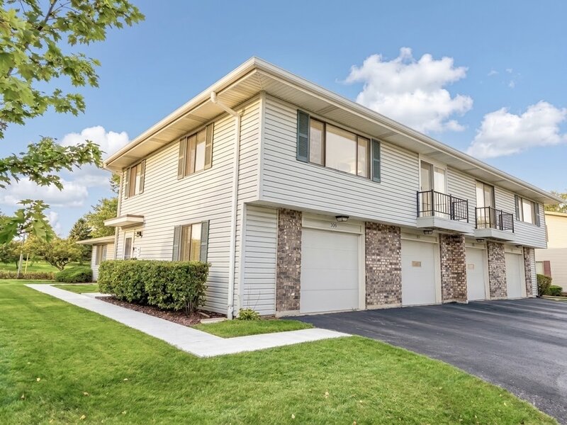 935 Shattuck Lane Schaumburg IL 60194