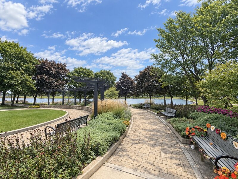 935 Shattuck Lane Schaumburg IL 60194