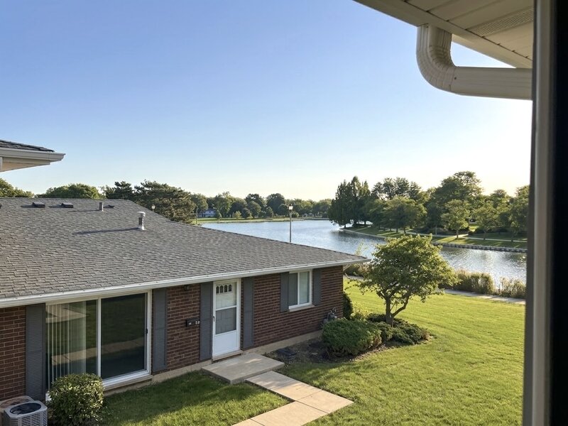 935 Shattuck Lane Schaumburg IL 60194