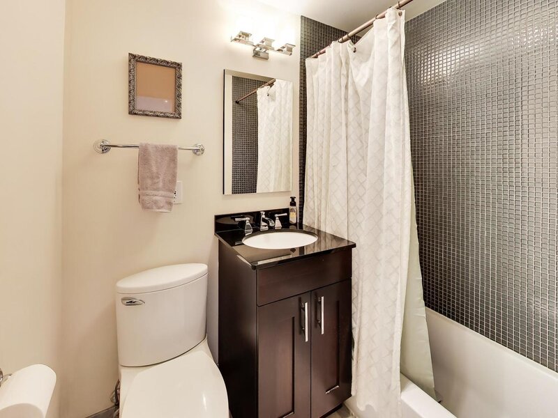 2930 N Sheridan Road Chicago IL 60657