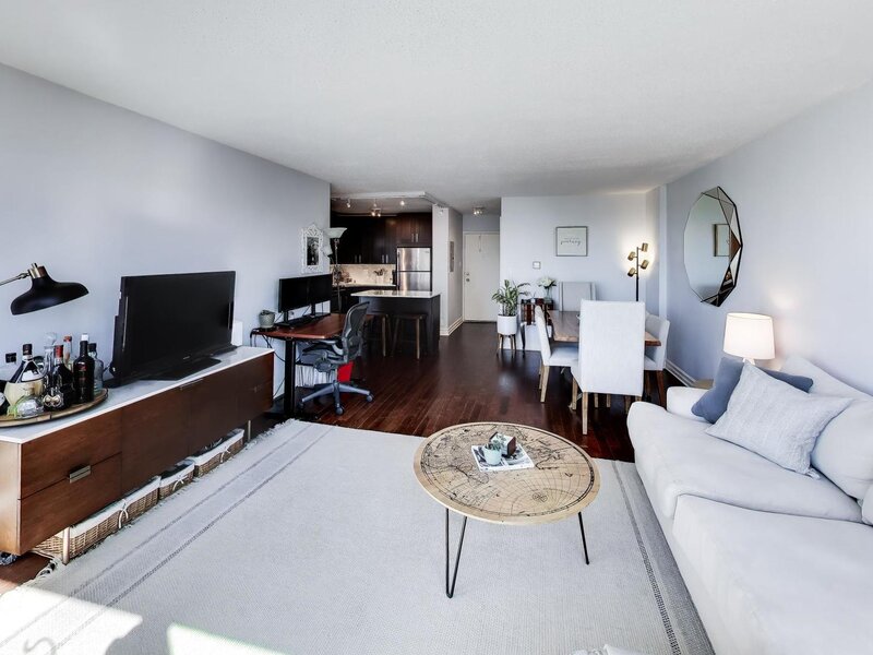 2930 N Sheridan Road Chicago IL 60657