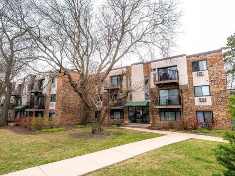 1475 Winslowe Drive Palatine IL 60074