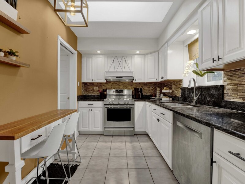 1520 Oakton Street Park Ridge IL 60068