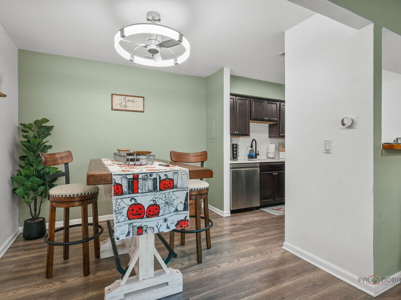 2138 N Heather Lane Palatine IL 60074