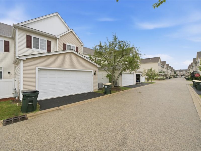 543 Topeka Drive Grayslake IL 60030