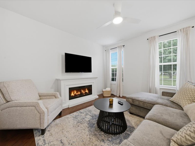 543 Topeka Drive Grayslake IL 60030