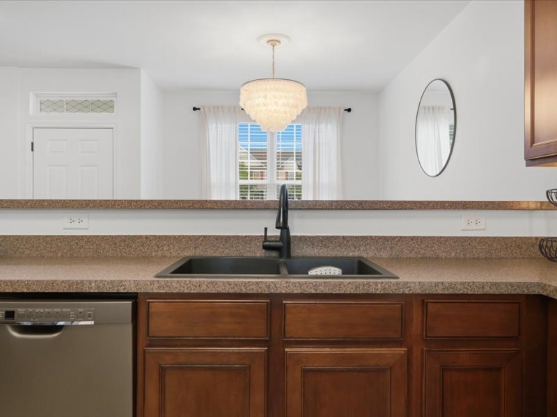 543 Topeka Drive Grayslake IL 60030