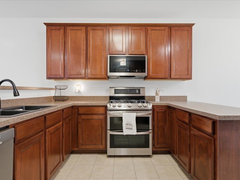 543 Topeka Drive Grayslake IL 60030