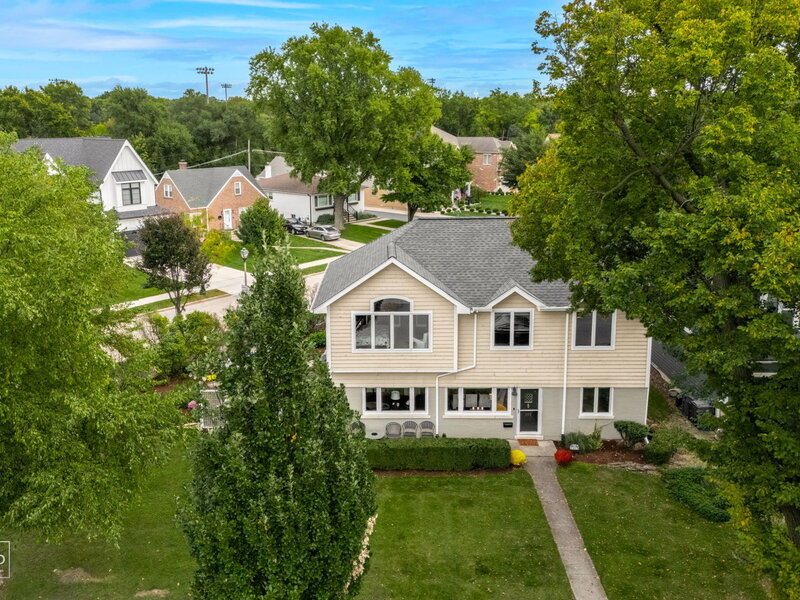 393 S Hawthorne Avenue Elmhurst IL 60126