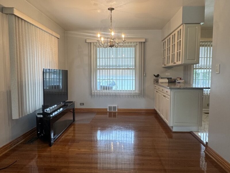 1934 Norfolk Avenue Westchester IL 60154