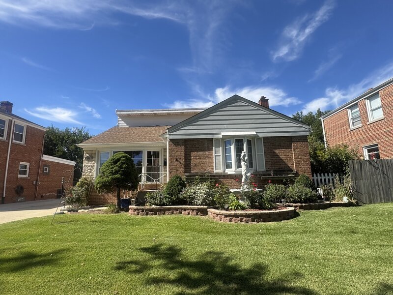 1934 Norfolk Avenue Westchester IL 60154