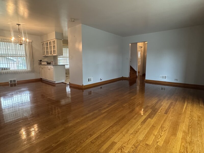 1934 Norfolk Avenue Westchester IL 60154