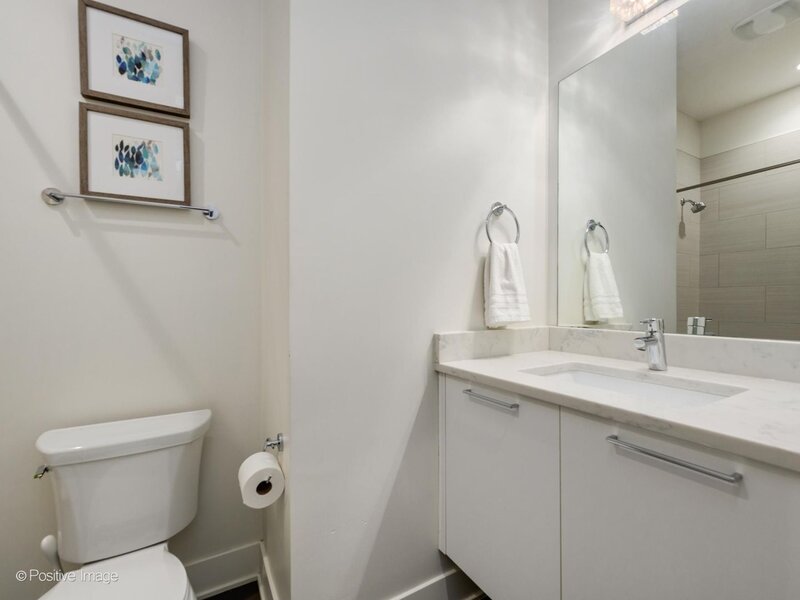 1224 W Ohio Street Chicago IL 60642