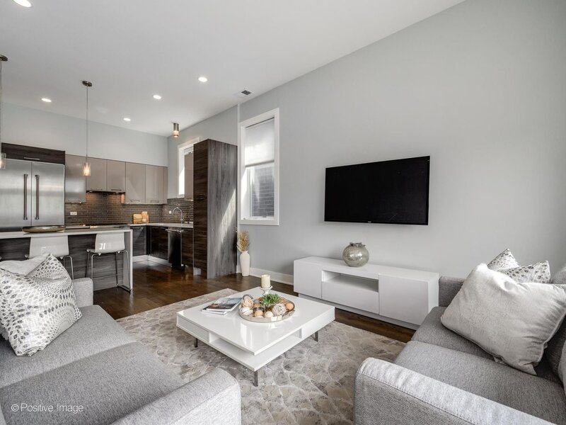 1224 W Ohio Street Chicago IL 60642