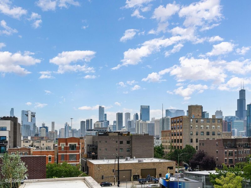 1224 W Ohio Street Chicago IL 60642
