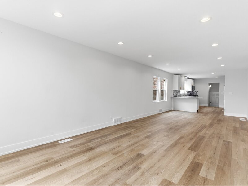 8820 S Ridgeland Avenue Chicago IL 60617