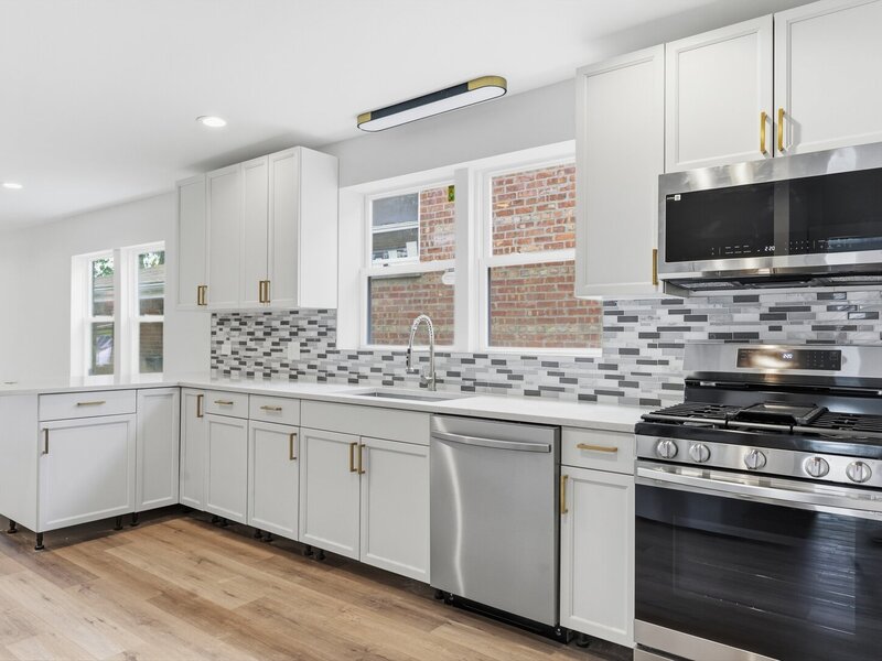 8820 S Ridgeland Avenue Chicago IL 60617