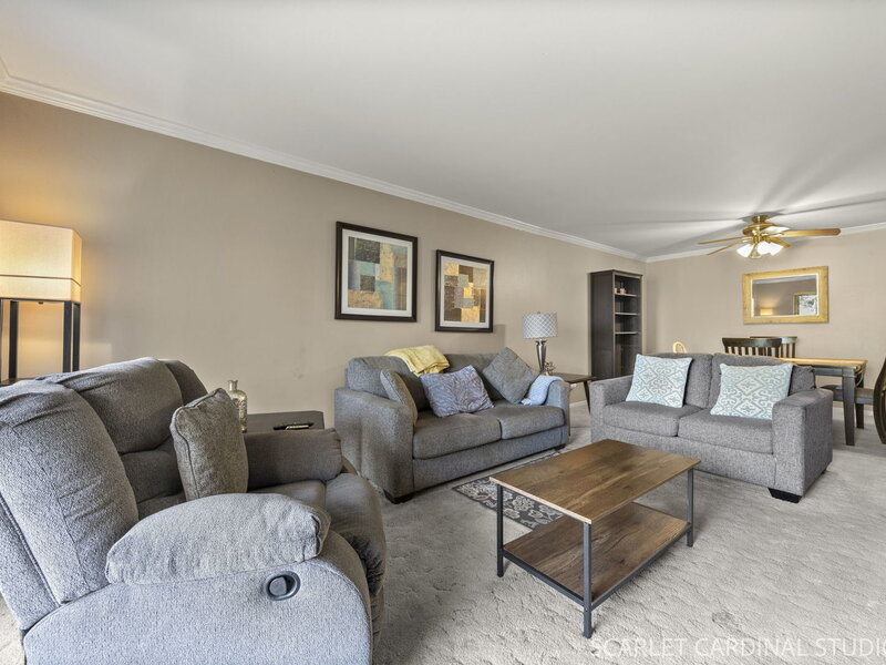 1321 S Finley Road Lombard IL 60148