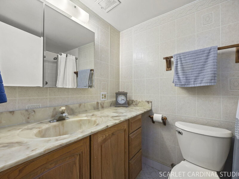 1321 S Finley Road Lombard IL 60148