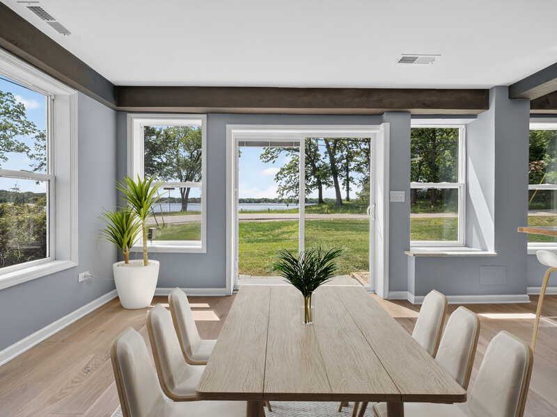 172 E Lakeview Avenue Round Lake Beach IL 60073
