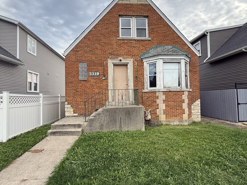 3319 N Natchez Avenue Chicago IL 60634