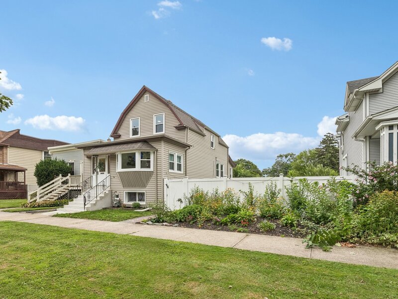 1040 Dunlop Avenue Forest Park IL 60130