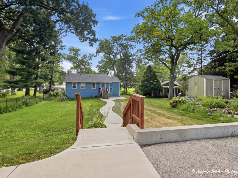 4813 Wildwood Drive Mchenry IL 60051