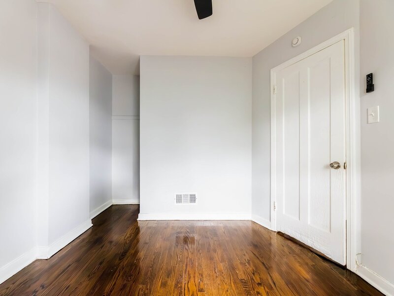 6361 S Long Avenue Chicago IL 60638