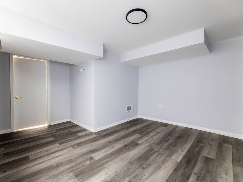 6361 S Long Avenue Chicago IL 60638