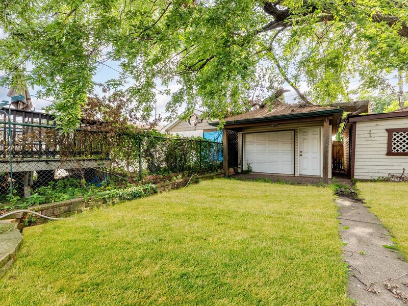6361 S Long Avenue Chicago IL 60638