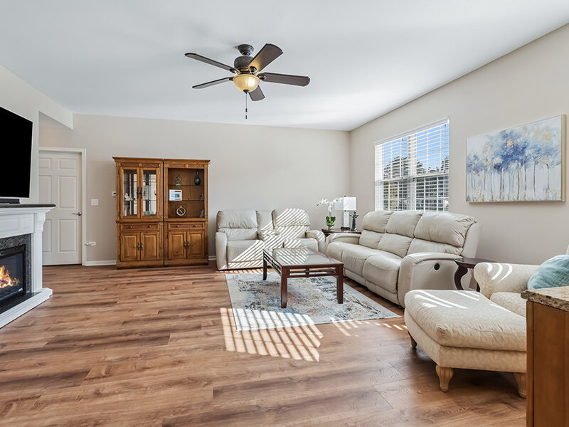 21305 Hidden Lake Court Crest Hill IL 60403