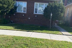 Photo of 8139 S Blackstone Avenue Chicago IL 60619