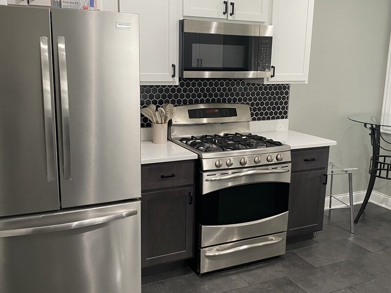 8139 S Blackstone Avenue Chicago IL 60619